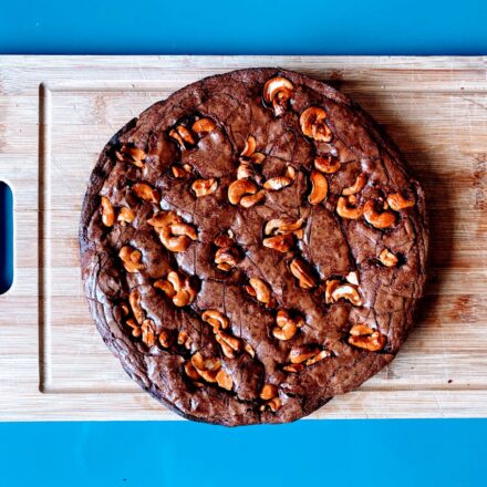 Recette du Brownie aux noix de cajou caramélisées : un délice !