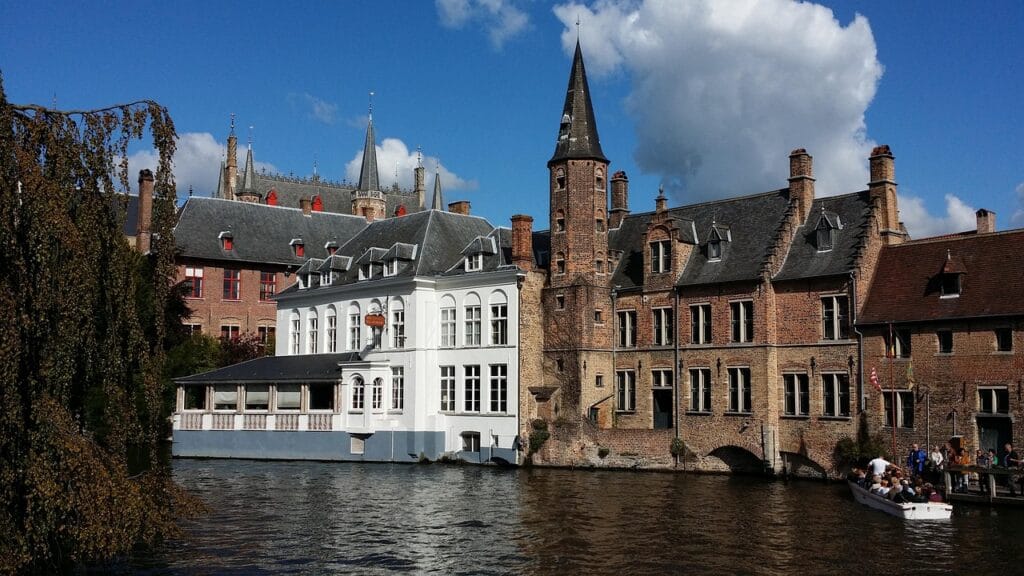 Bruges, la ville où découvrir les croquettes de fromage