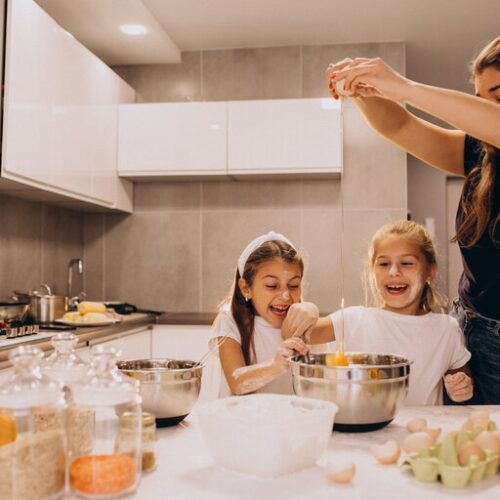 10 Astuces pour cuisiner avec les enfants