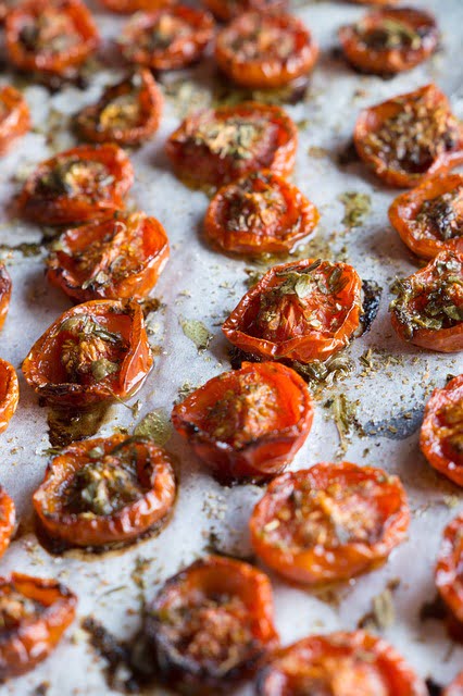 Plaque de tomates séchées réalisées à la maison
