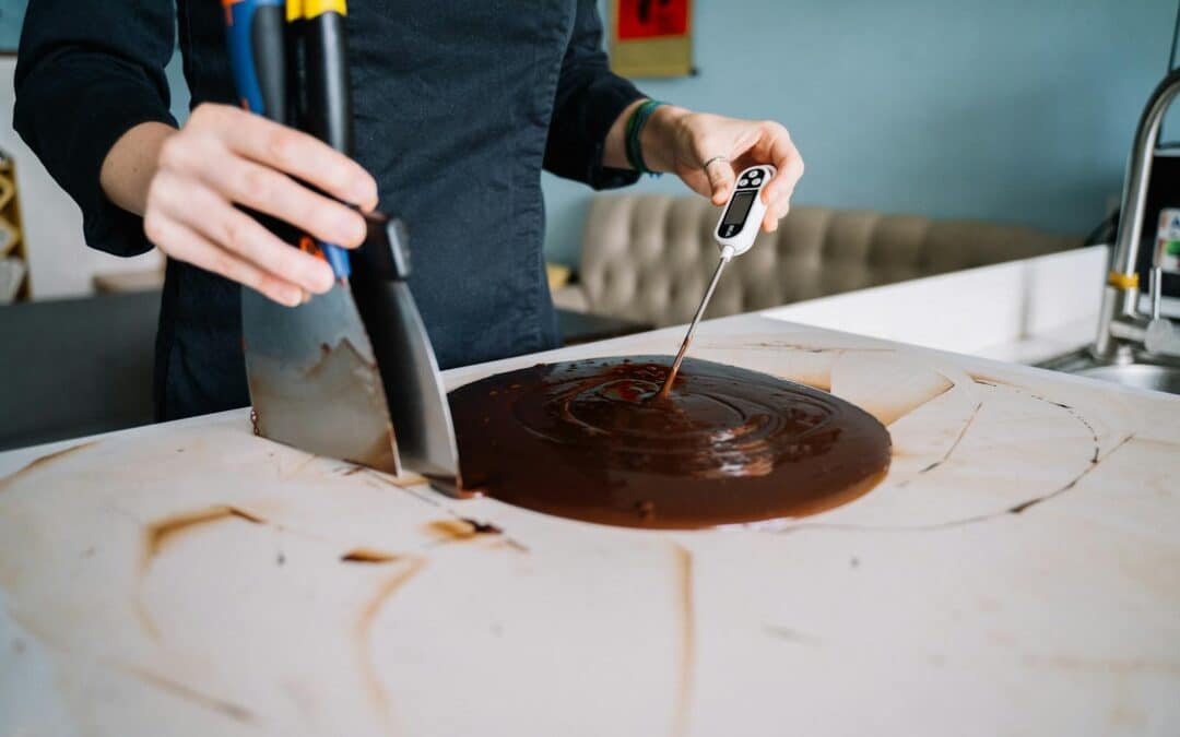Tempérage du chocolat – La technique simple pour un chocolat brillant et croquant