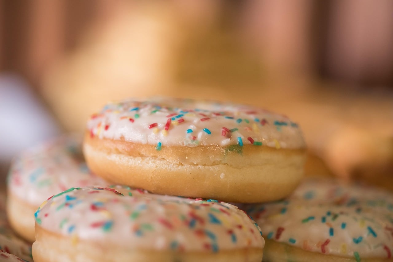 donut, to bake, cakes, sprinkles, multicoloured, meal, food, cute, candy