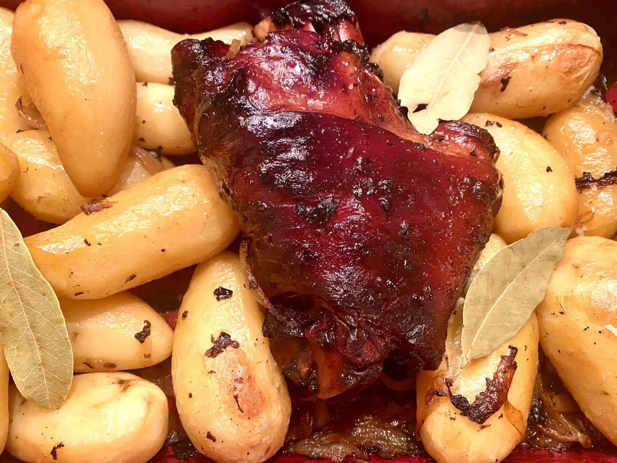 Jarret De Porc Demi Sel Confit Au Four Scaled