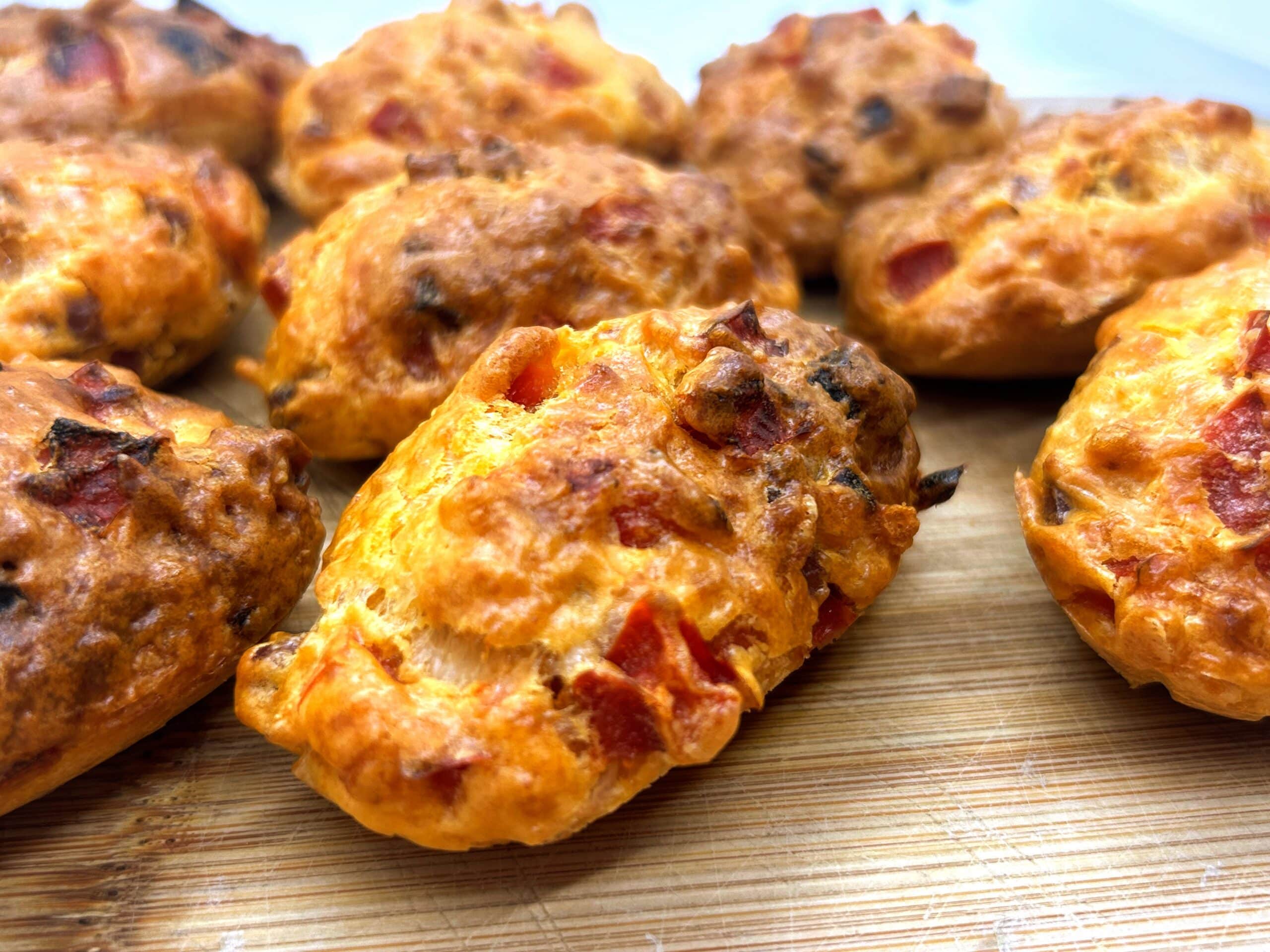 Madeleines Salees Au Poivrons Et Chorizo Scaled