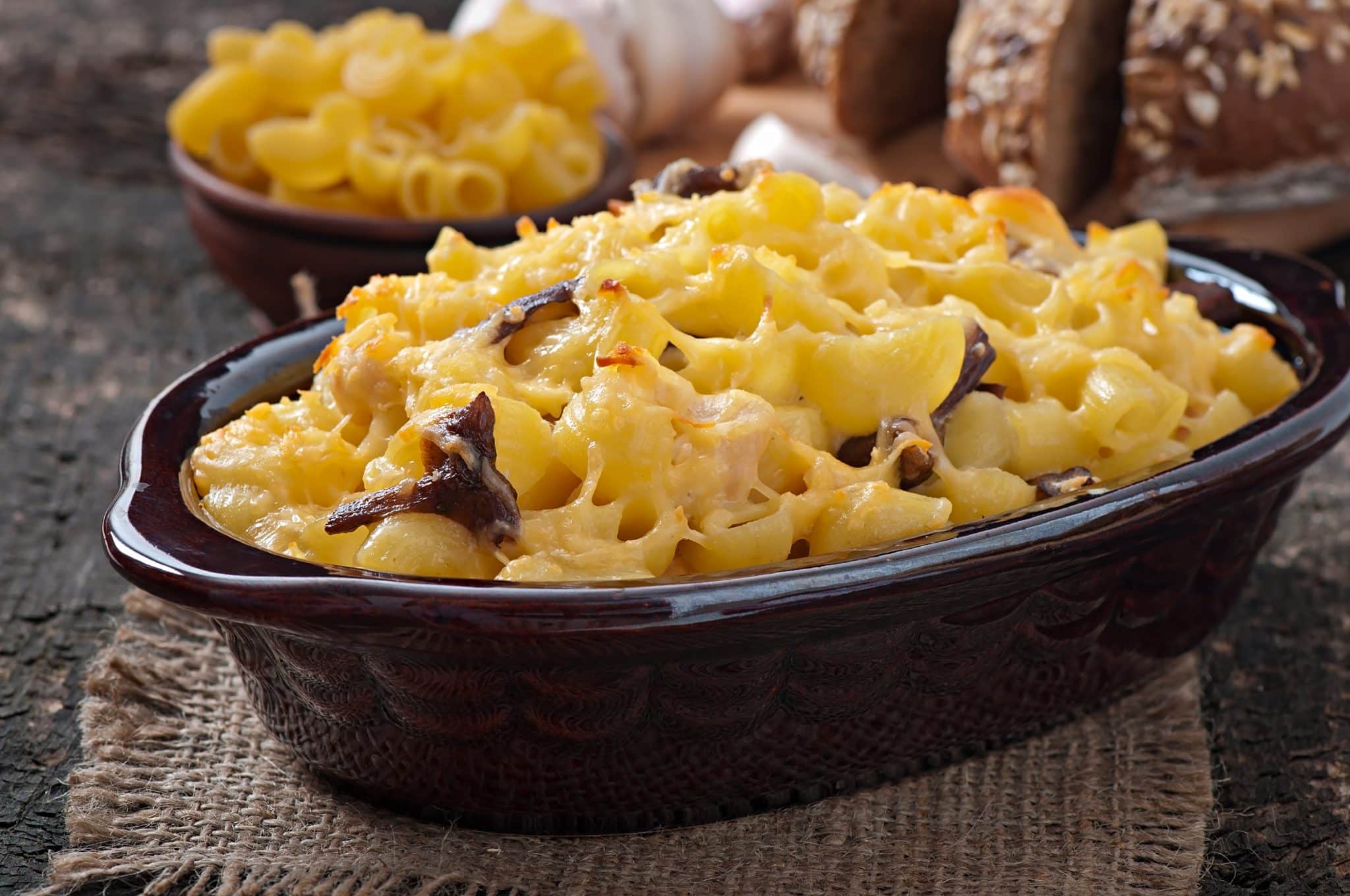 Gratin De Macaroni Aux Champignons Et Poulet Scaled