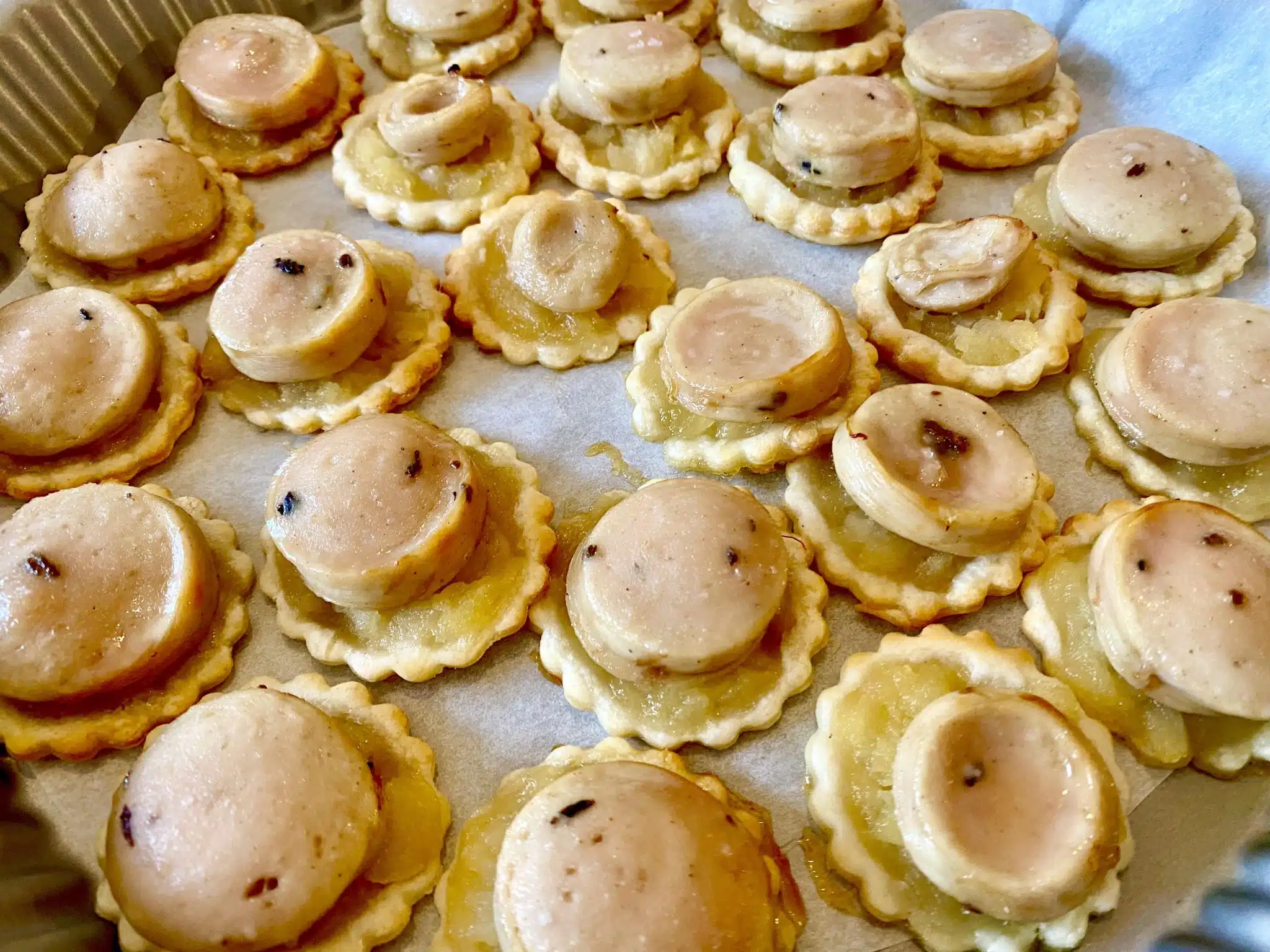 Tartelettes De Boudin Blanc A La Pomme Zoom Scaled